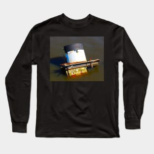 Funnel sticking out of the water! Long Sleeve T-Shirt